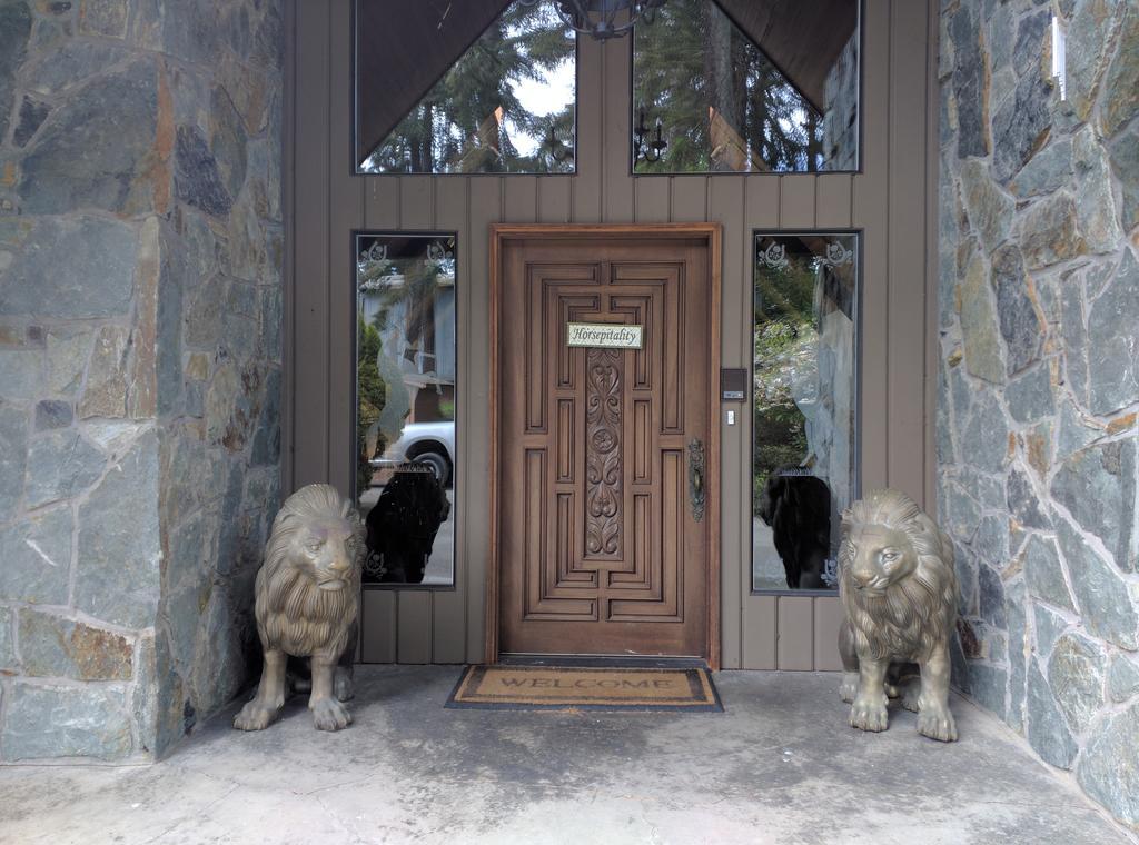 Wildwood Farm Bed & Breakfast 오크하버 외부 사진